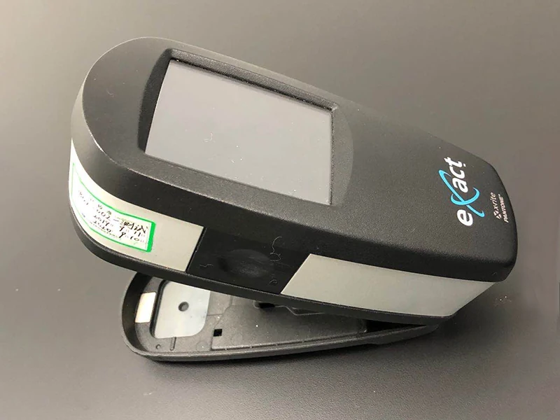 Reference equipment for colour measurement