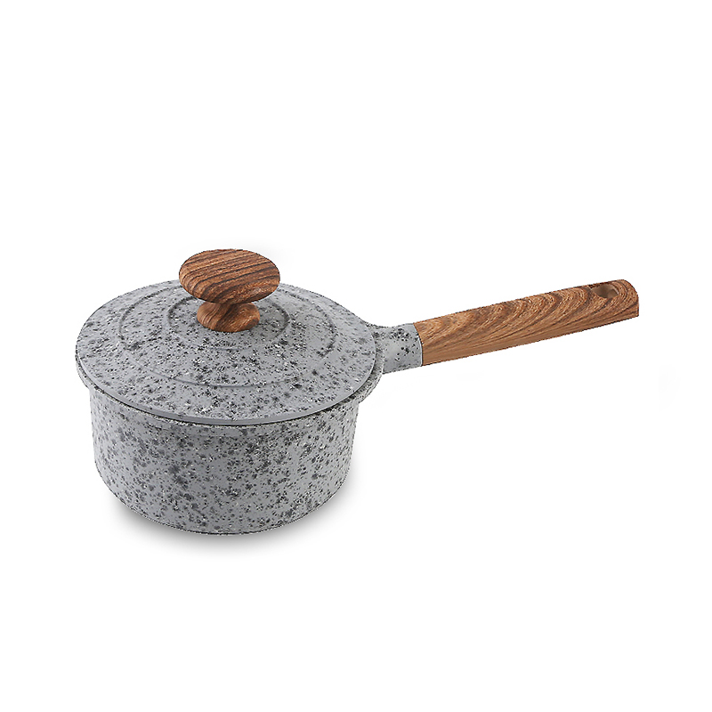 Covered saucepan reference with a wood-effect grip
