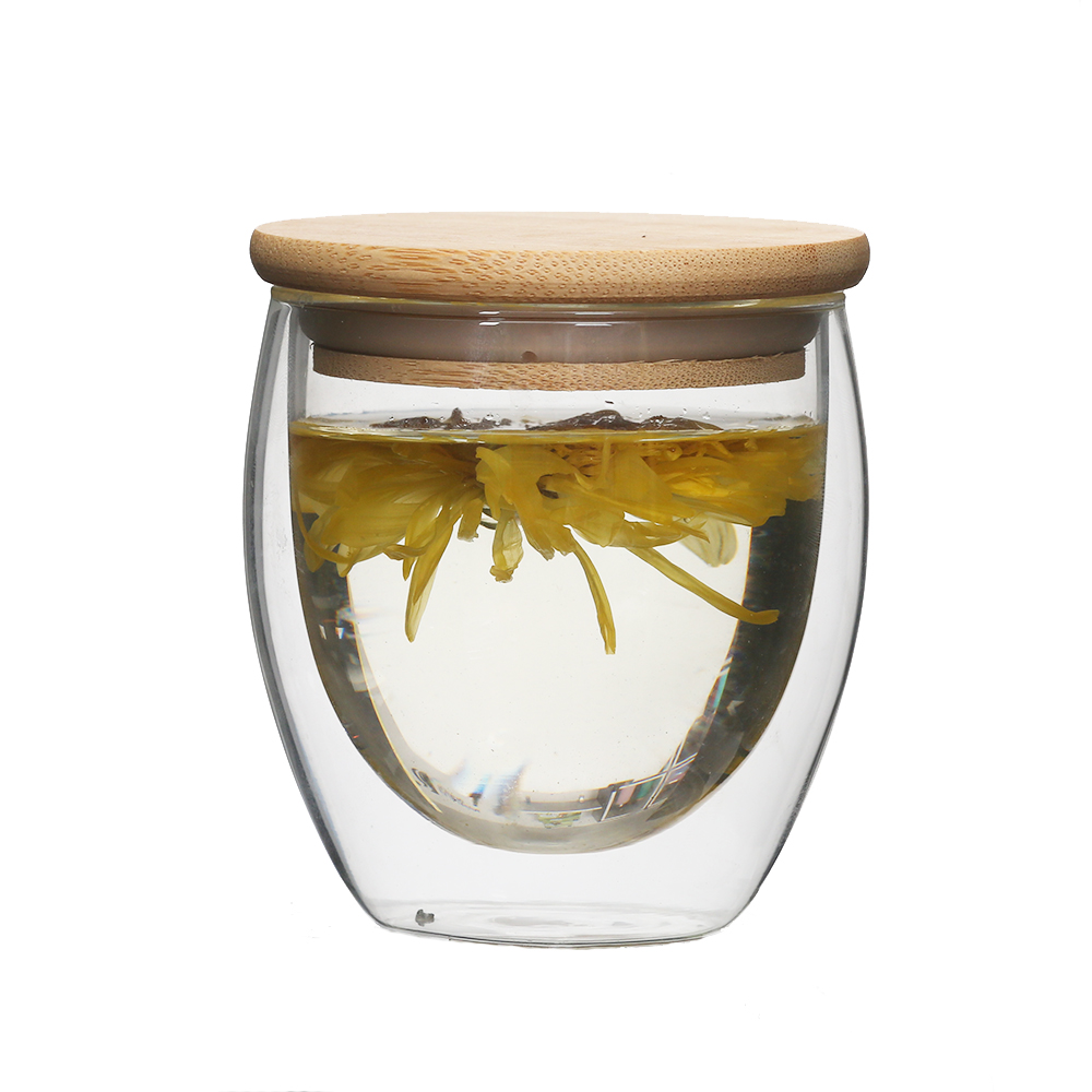 Double-wall glass cup with bamboo lid